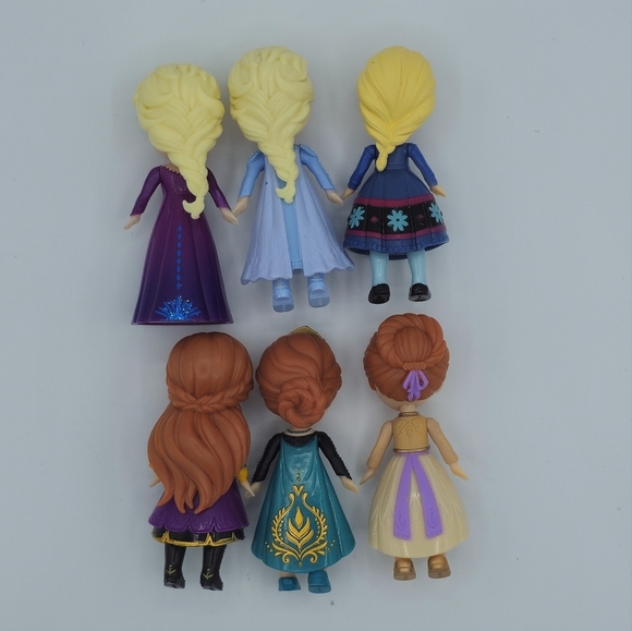 Disney Frozen Anna & Elsa Mini Toddler Dolls - Picture 4 of 4